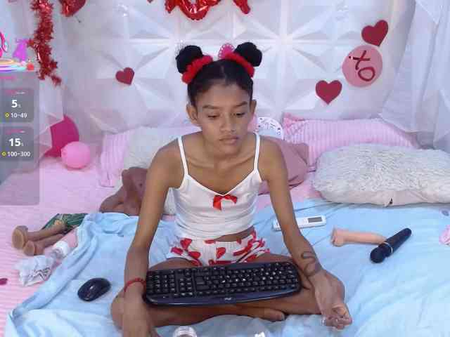 adissonpetite webcam