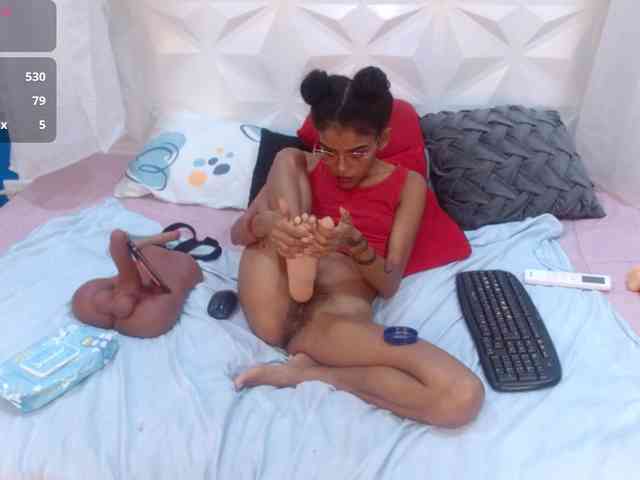 adissonpetite webcam