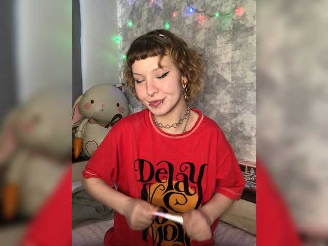 Miley's BongaCams show and profile