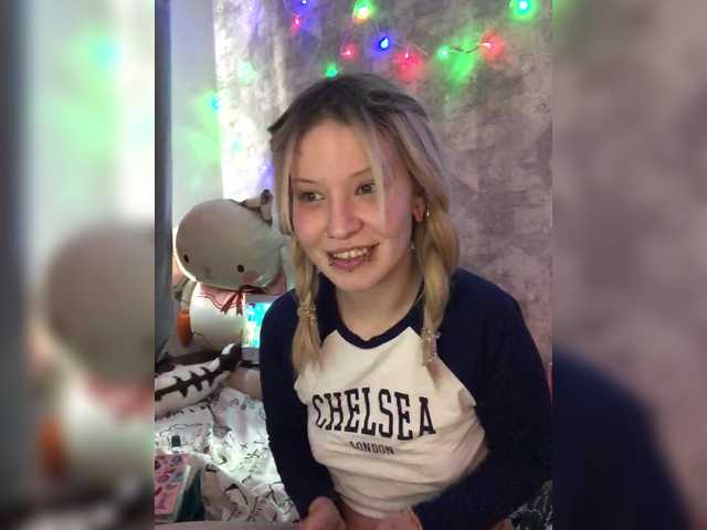 Miley's BongaCams show and profile