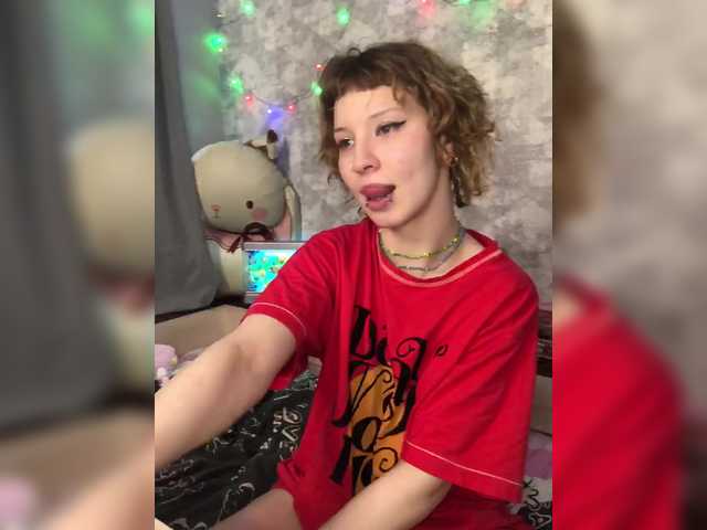 Miley's BongaCams show and profile