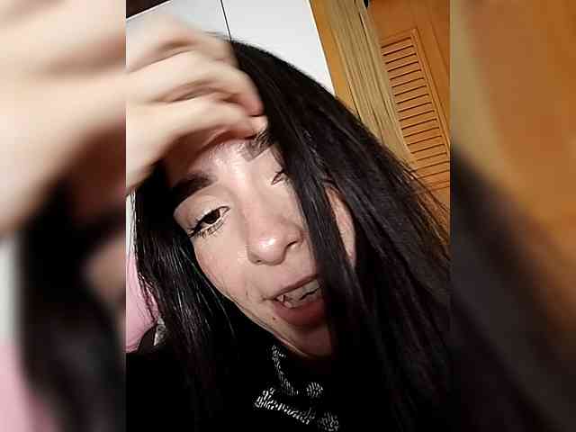 PeachRose webcam