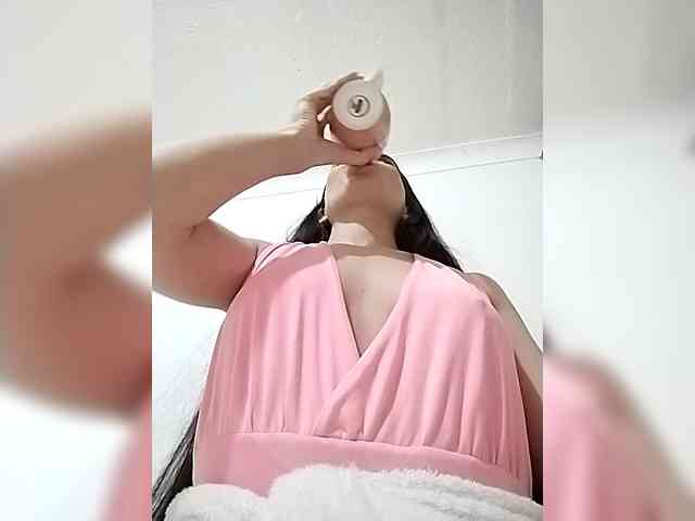 PeachRose webcam