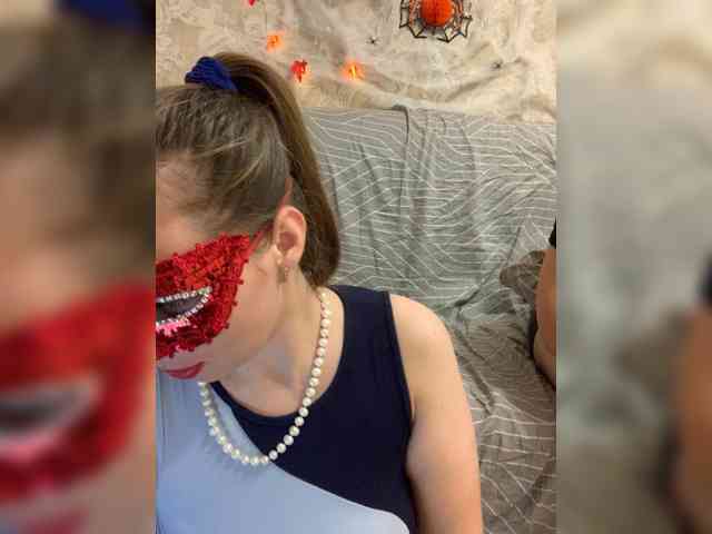 Sladkaya25pisya webcam