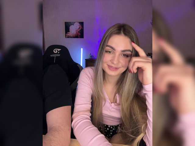 TwoPlay's BongaCams show and profile