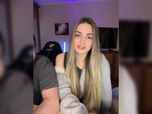 TwoPlay's BongaCams show and profile