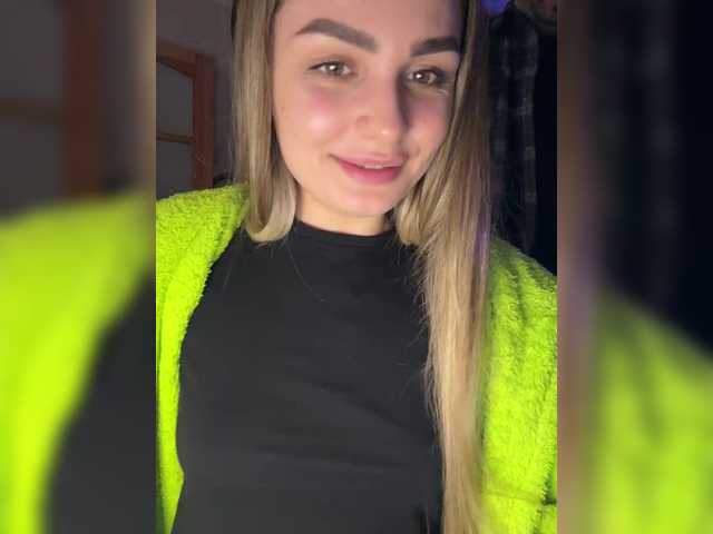 TwoPlay's BongaCams show and profile