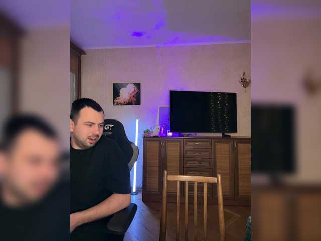 TwoPlay's BongaCams show and profile