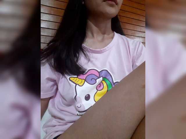 Jenny-99's BongaCams show and profile