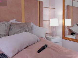 lyrabellini Porn Show