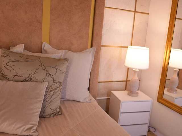 lyrabellini's BongaCams show and profile