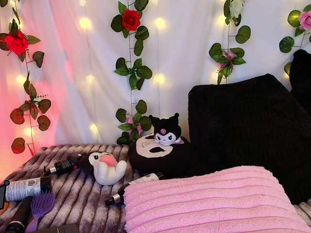 cutee-andrea1's BongaCams show and profile