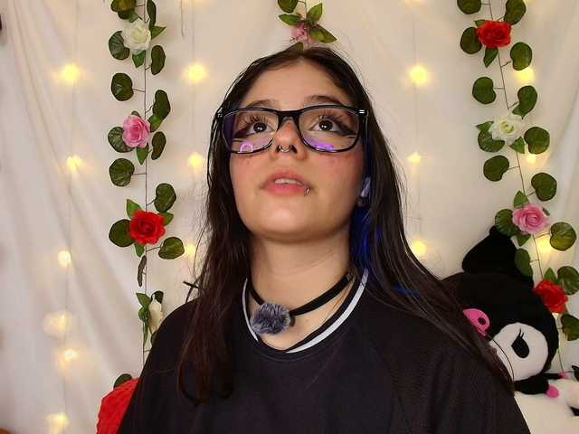 cutee-andrea1's BongaCams show and profile