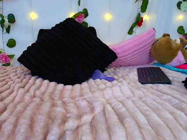 cutee-andrea1 cutee-andrea1