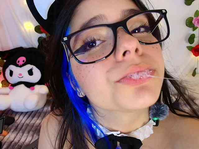 cutee-andrea1 cutee-andrea1