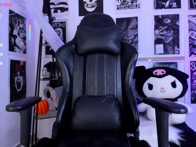  Brianoir chat room