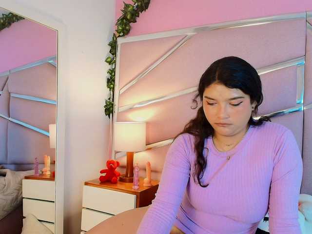  Sarayland chat room