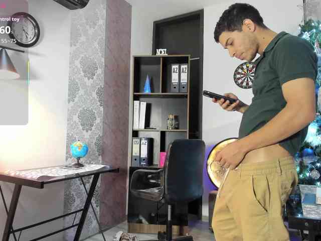 Hall-sextape- webcam