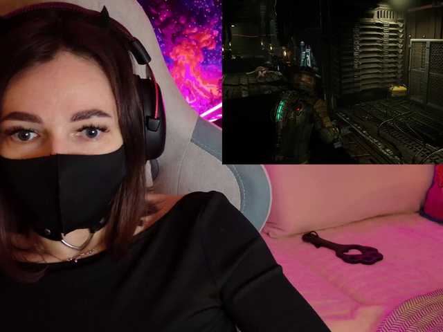 NightMint's BongaCams show and profile