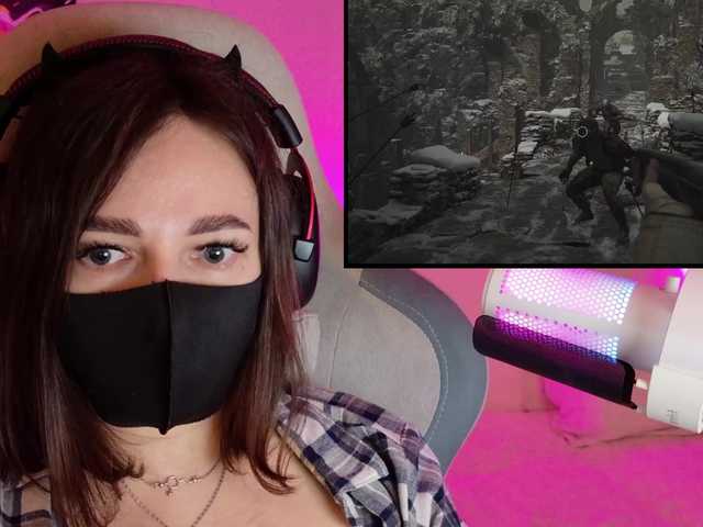 NightMint's BongaCams show and profile