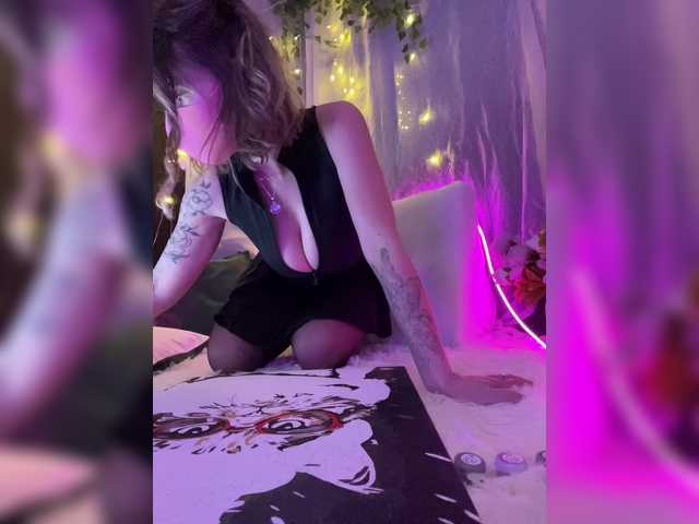 NightMint's BongaCams show and profile