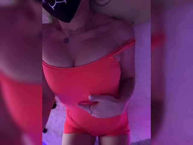 NightMint webcam