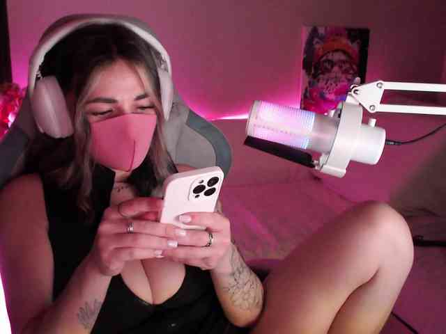 NightMint webcam