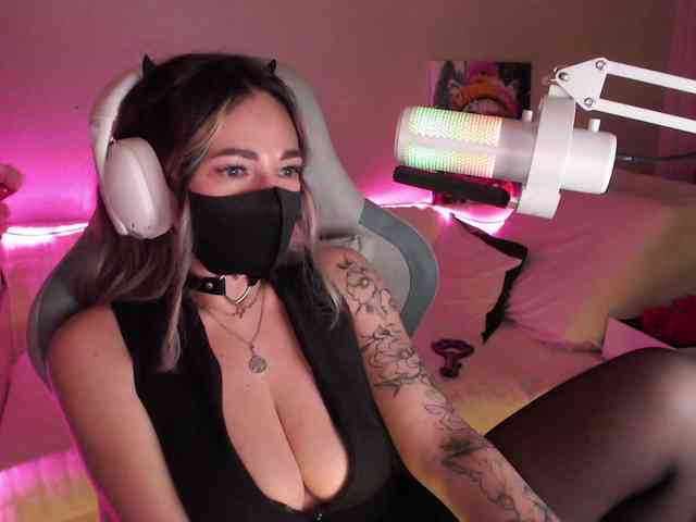 NightMint webcam