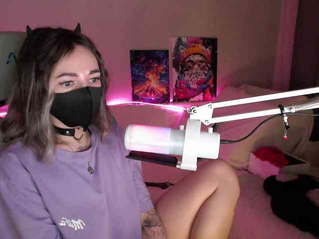NightMint webcam