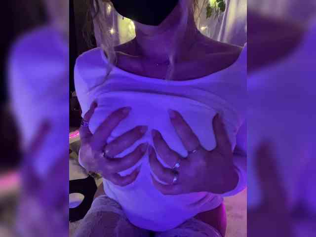 NightMint webcam