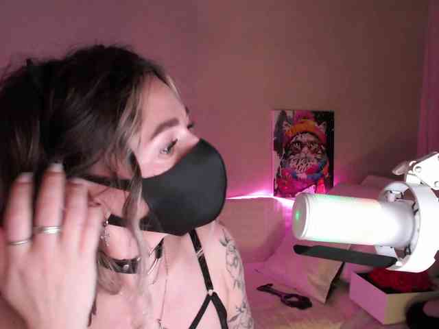NightMint Live Webcam on BongaCams