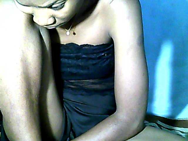 Anal-84, une amatrice française avec qui discuter et avoir du sexe