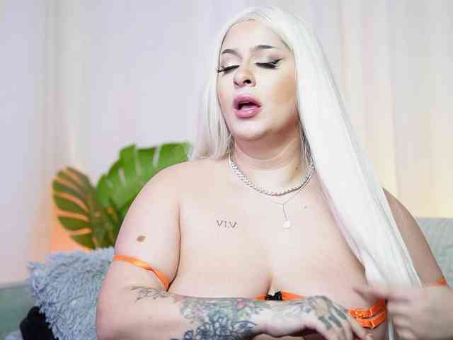 KarlaJai's webcam live show