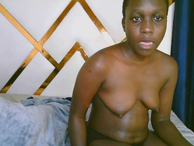 Barbecue12 webcam bongacams model stream image