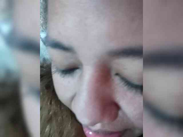 DianeHansen10 webcam