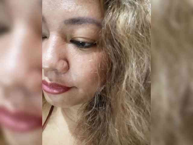 DianeHansen10 webcam