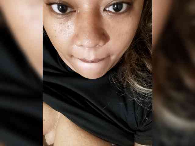 DianeHansen10 webcam
