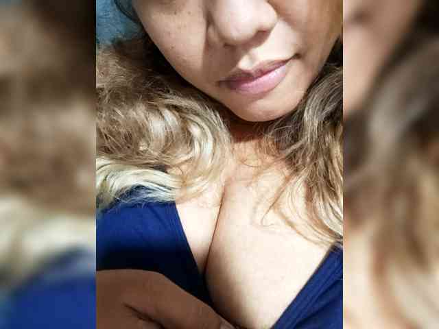 DianeHansen10 webcam