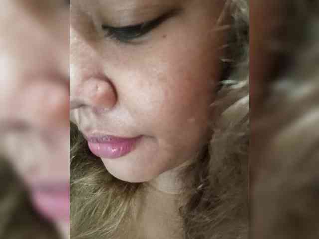 DianeHansen10 webcam