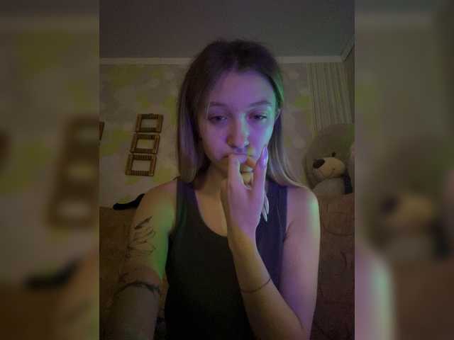 SilverxKitty webcam
