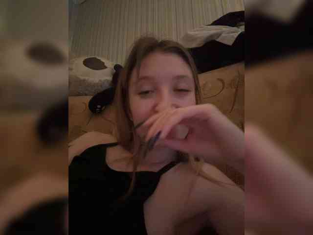 SilverxKitty webcam