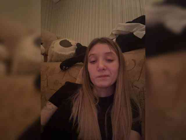 SilverxKitty webcam