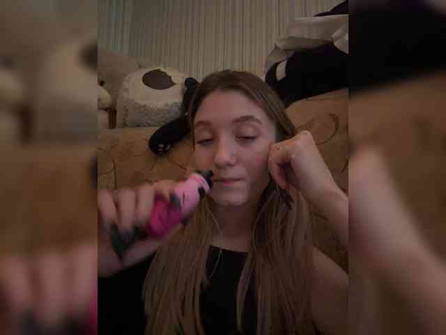 SilverxKitty webcam