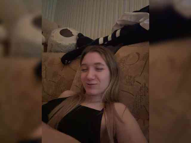 SilverxKitty webcam