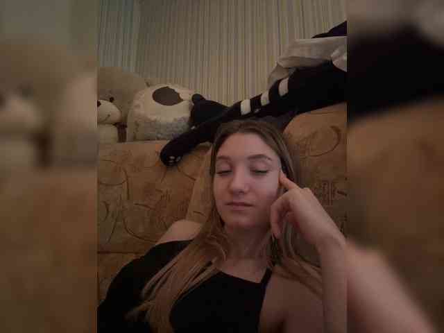 SilverxKitty webcam