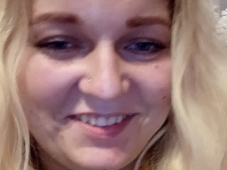 EmmaXlove Porn Show