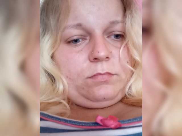 EmmaXlove on BongaCams