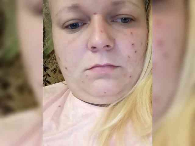 EmmaXlove Live Webcam on BongaCams