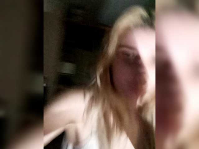 IvaAngel's BongaCams show and profile