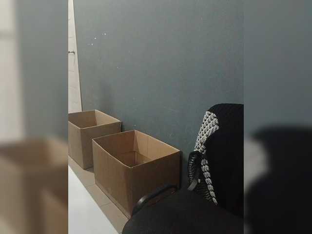 Darinac's BongaCams show and profile